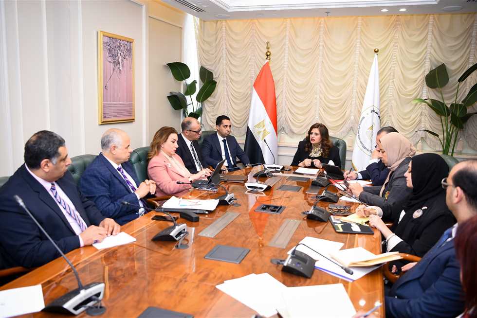 وزيرة الهجرة تعلن فتح باب التسجيل في مبادرة التسوية التجنيدية للمصريين في الخارج