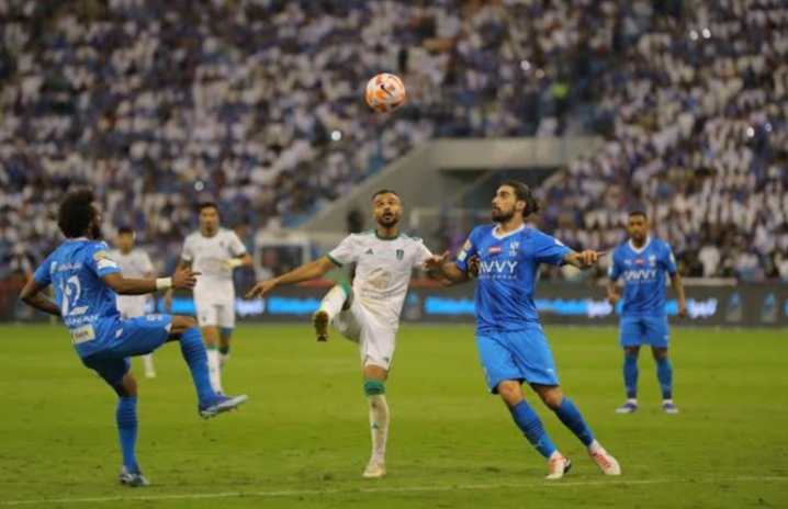 الأهلي ضد الهلال 